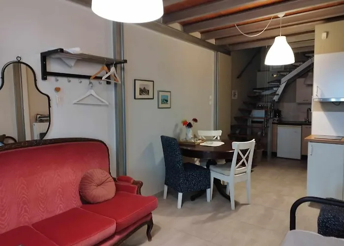 Short Stay Loft At Thessaloniki
